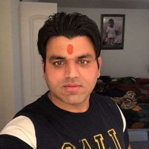 Meet your Posher, Amit